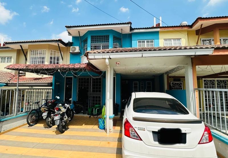 Taman Saujana Puchong