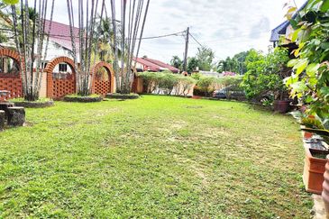 Seksyen 11, Shah Alam