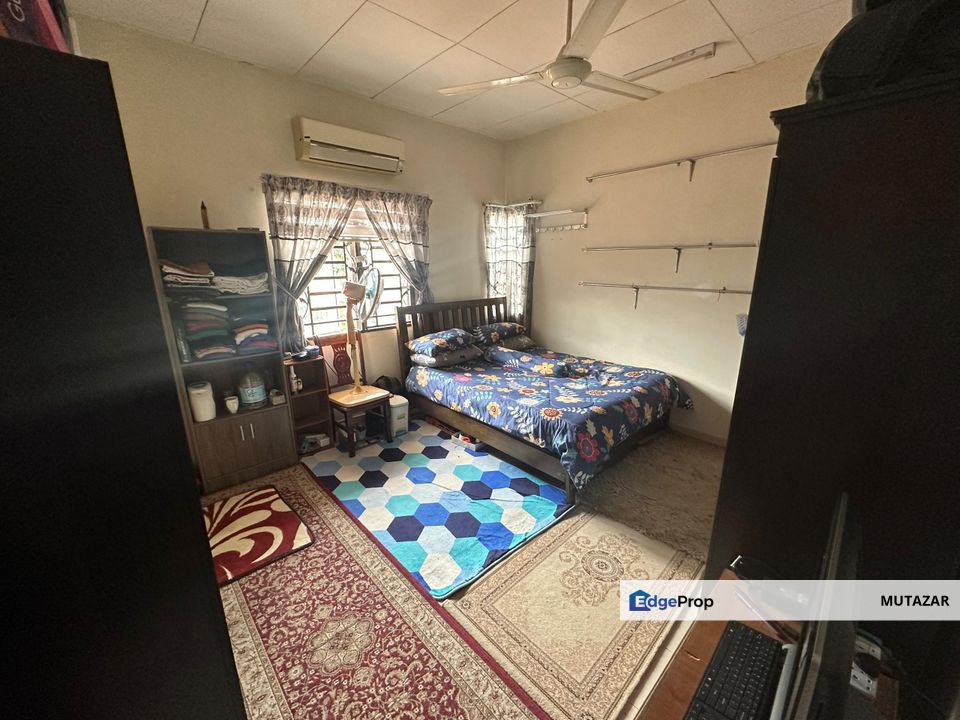 [FREEHOLD END LOT], Double Storey Terrace House at Saujana Impian, Kajang, Selangor - Extended Kitchen with Kitchen Cabinet, Selangor, Kajang