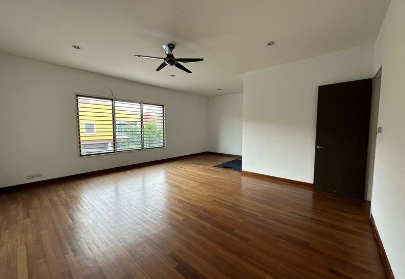 Pentas 2 @ Alam Impian