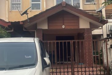 FREEHOLD, Double Storey Terrace House @ Bukit Jelutong, Shah Alam - Near Amenities