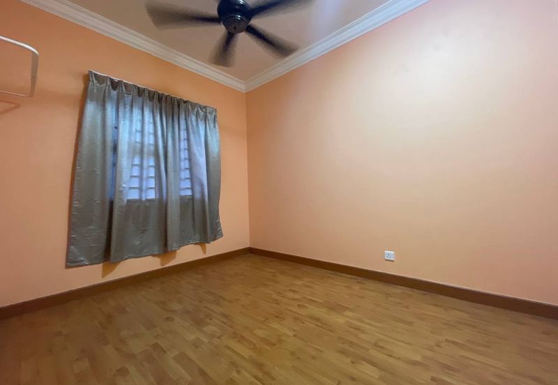 Selasih Apartment @ Precint 17