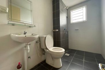 Selasih Apartment @ Precint 17