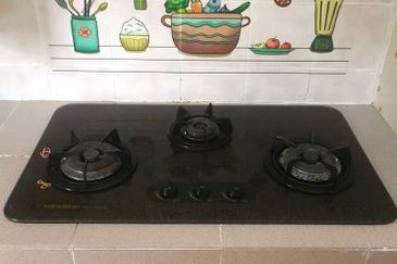 Sri Puteri (Earls Court), Ukay Perdana