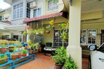 FREEHOLD, Double Storey Terrace House @ Kota Kemuning, Shah Alam - Well Maintained Unit