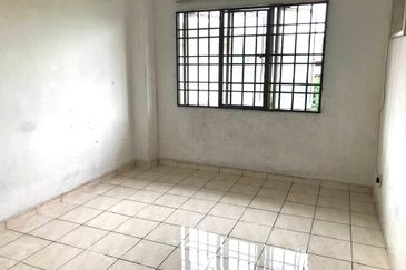 Apartment Mawar, Taman Sutera