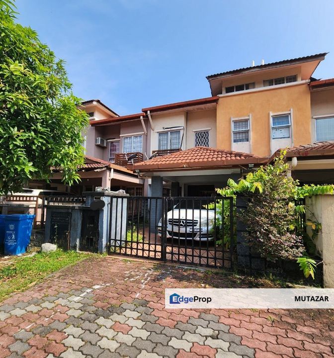  HOT PRICE! Double Storey Terrace House @ Bukit Jelutong, Shah Alam - FREEHOLD, Selangor, Bukit Jelutong
