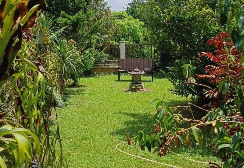 FREEHOLD CORNER LOT, Double Storey Link House @ Bukit Jelutong, Shah Alam - Huge Extra Land at Side