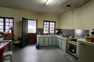 Jalan Selayang Satu 27/27A