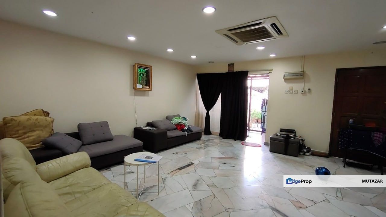 FREEHOLD,  Double Storey Terrace House @ Seksyen 27, Shah Alam - Extended & Walking Distance LRT Station!, Selangor, Shah Alam