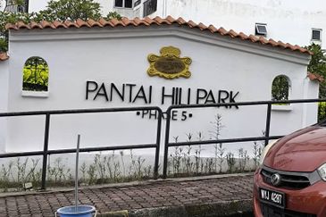 Pantai Hillpark 5