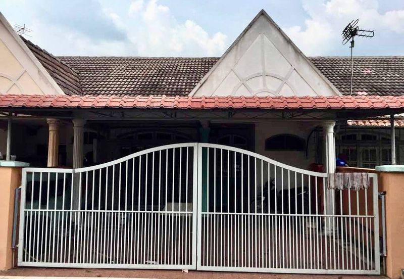 Bandar Tun Hussein Onn