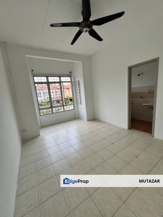 DOUBLE STOREY TERRACE HOUSE @ TAMAN PUNCAK JALIL PUJ 4, SERI KEMBANGAN , Selangor, Seri Kembangan
