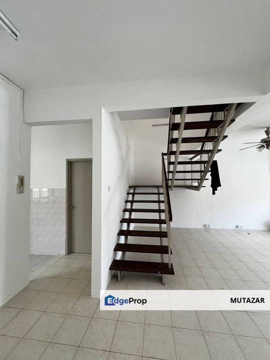 DOUBLE STOREY TERRACE HOUSE @ TAMAN PUNCAK JALIL PUJ 4, SERI KEMBANGAN , Selangor, Seri Kembangan