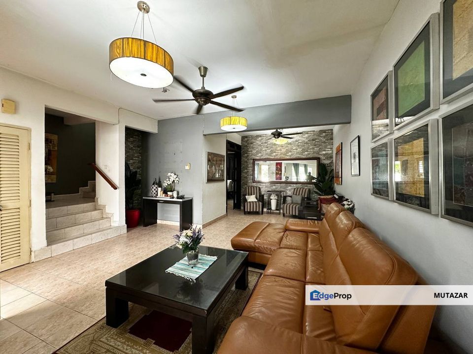 FOR SALE . Double Storey Terrace House @ Seksyen 7, Shah Alam - Extended Kitchen with Kitchen Cabinet, Selangor, Shah Alam