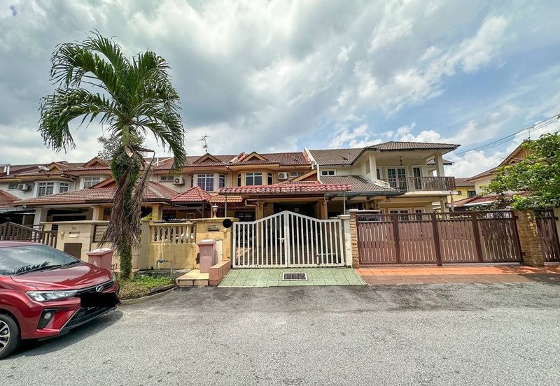 Seksyen 8, Kota Damansara