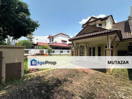 FOR SALE: END LOT Double Storey Terrace House @  Seksyen 8, Shah Alam - With Extra Land at Side, Selangor, Shah Alam