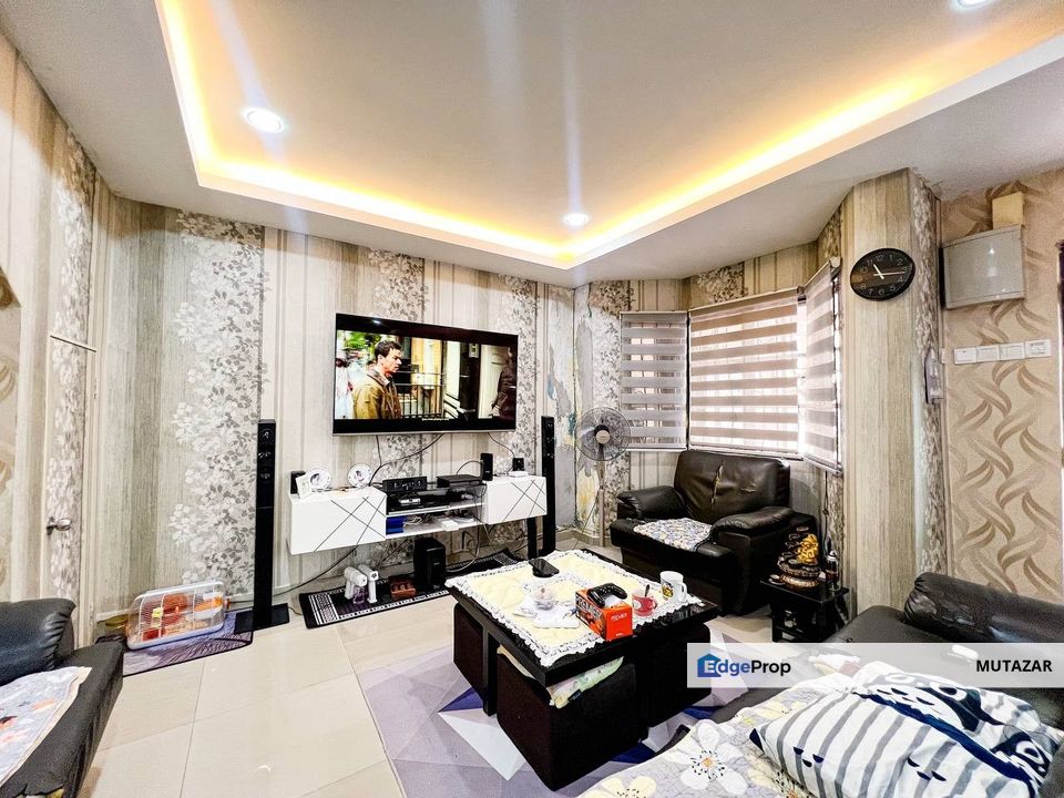 FOR SALE: [END LOT RENOVATED] Double Storey Terrace House @ Taman Cheras Prima, Kajang - Big Built Up, Extended Kitchen!, Selangor, Kajang