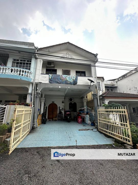 FREEHOLD, Double Storey Terrace House @ Taman Desa Minang, Gombak - With Balcony, Extra Land at Backyard, Selangor, Gombak