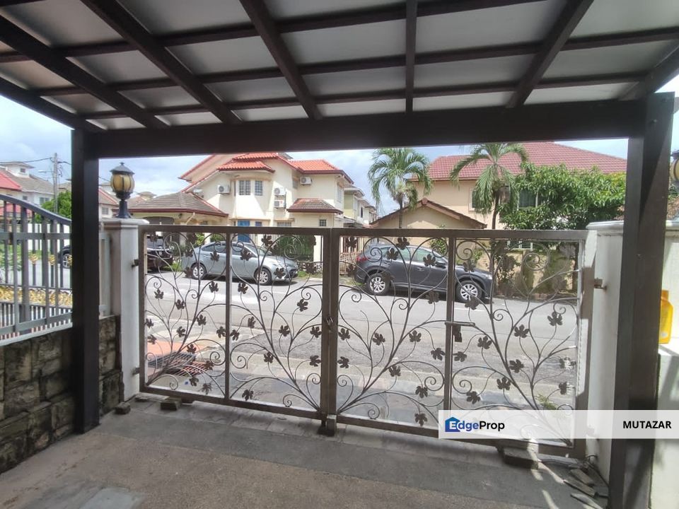 [FREEHOLD] Double Storey Link House At USJ 9, Subang Jaya - Extended Kitchen + Laundry Area, Selangor, USJ