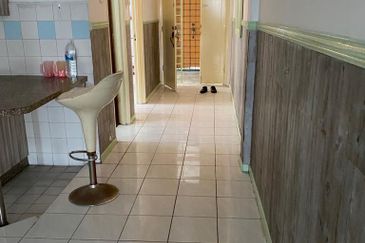 Pangsapuri Perdana, Seksyen 13