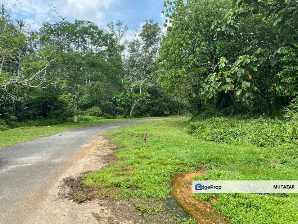 FREEHOLD BUNGALOW LOT FOR SALE  @ Nilai Springs Villas, Nilai, Negeri Sembilan - Flat Land, Ready Infrastructure, Negeri Sembilan, Nilai