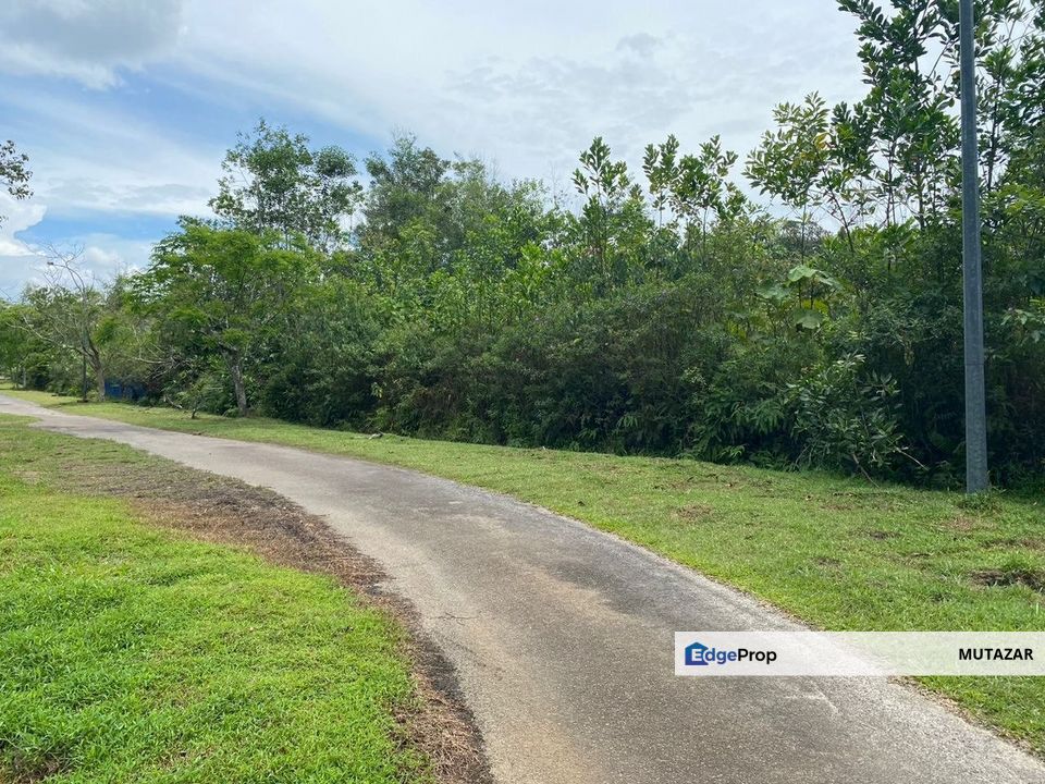 FREEHOLD BUNGALOW LOT FOR SALE  @ Nilai Springs Villas, Nilai, Negeri Sembilan - Flat Land, Ready Infrastructure, Negeri Sembilan, Nilai