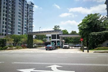 Aura Residence @ Precint 8