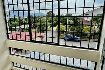 FREEHOLD, Double Storey Terrace House @ Taman Maju, Mantin, NS - Renovated, Balcony at Master Bedroom
