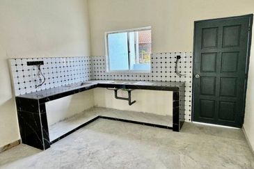 FREEHOLD, Double Storey Terrace House @ Taman Maju, Mantin, NS - Renovated, Balcony at Master Bedroom