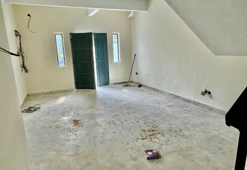 FREEHOLD, Double Storey Terrace House @ Taman Maju, Mantin, NS - Renovated, Balcony at Master Bedroom