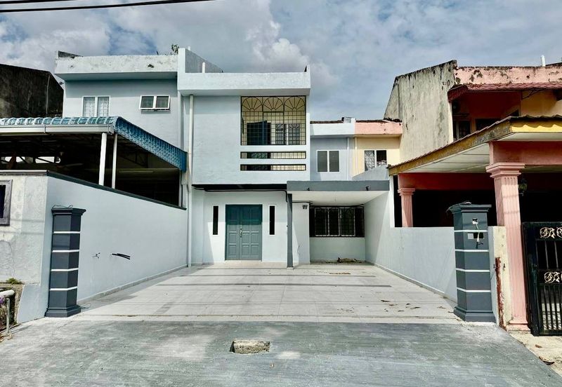 FREEHOLD, Double Storey Terrace House @ Taman Maju, Mantin, NS - Renovated, Balcony at Master Bedroom