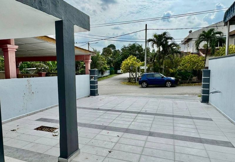 FREEHOLD, Double Storey Terrace House @ Taman Maju, Mantin, NS - Renovated, Balcony at Master Bedroom