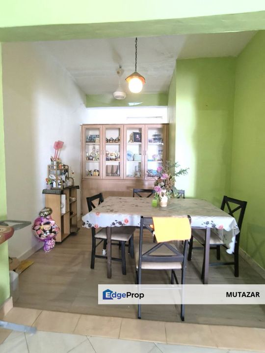 HARGA TURUN, Double Storey Terrace House @ Seksyen 3 Tambahan, Bandar Baru Bangi - Fully Extended Kitchen For Sale, Selangor, Bangi