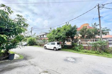 Jalan Bukit Cantik 2