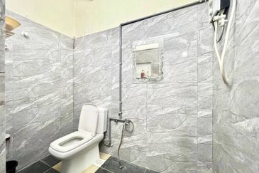 Jalan Bukit Cantik 2