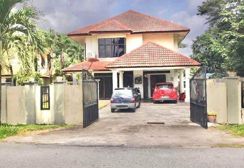 Taman Tasik Semenyih (Lake Residence)