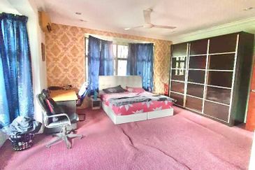 Taman Tasik Semenyih (Lake Residence)