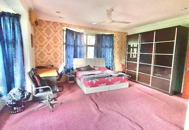 Taman Tasik Semenyih (Lake Residence)