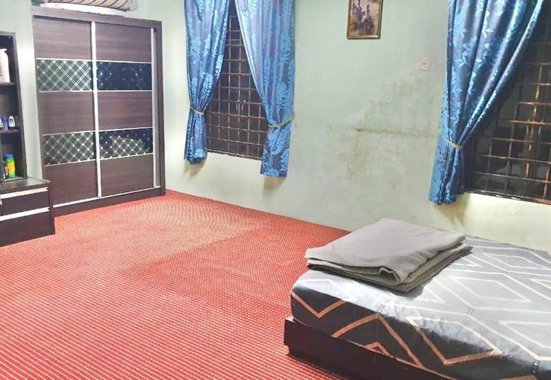 Taman Tasik Semenyih (Lake Residence)