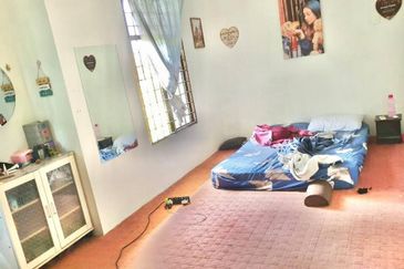 Taman Tasik Semenyih (Lake Residence)