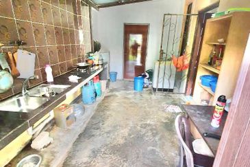 Taman Tasik Semenyih (Lake Residence)