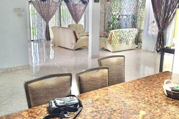 Taman Tasik Semenyih (Lake Residence)