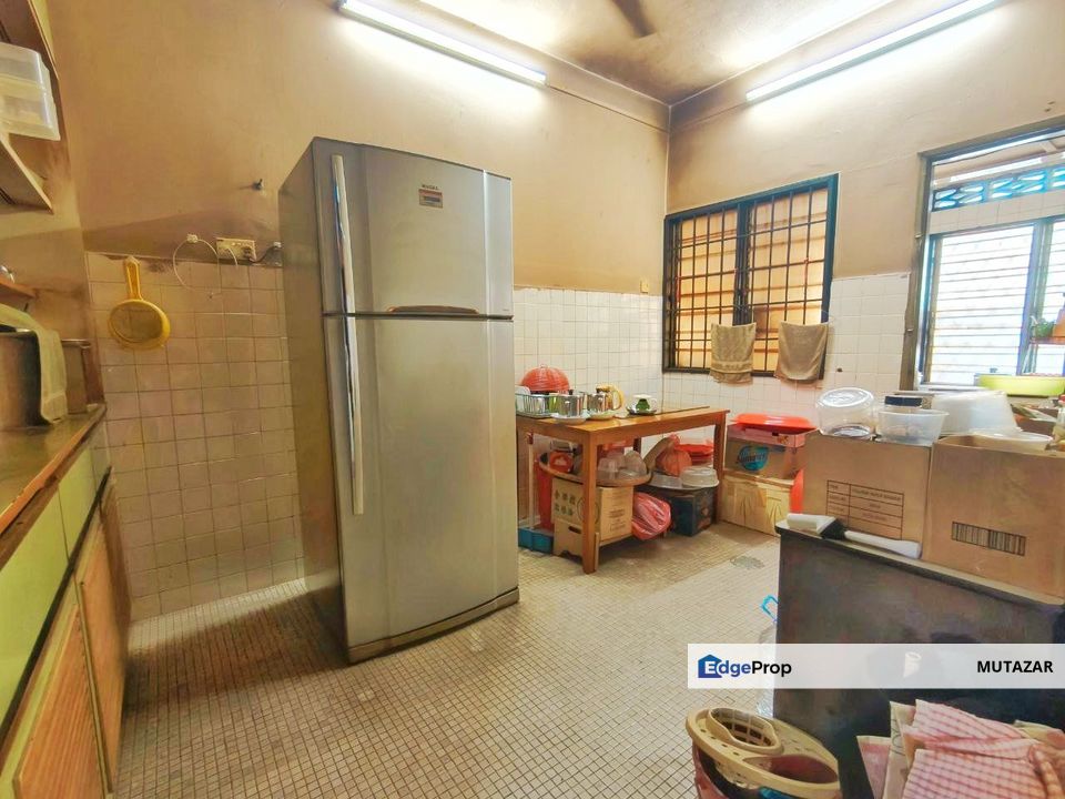 NON BUMI UNIT, Double Storey Terrace House at Taman Seraya, Ampang - For Sale, Selangor, Ampang