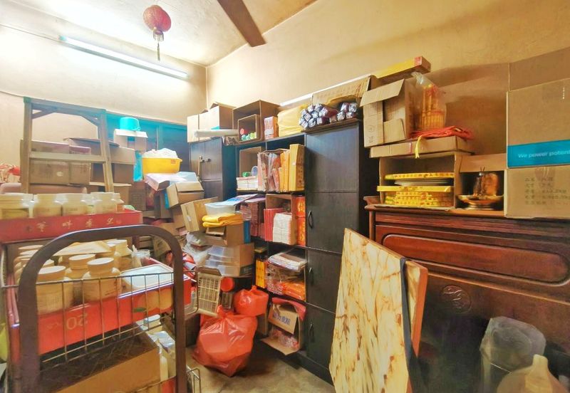 NON BUMI UNIT, Double Storey Terrace House at Taman Seraya, Ampang - For Sale