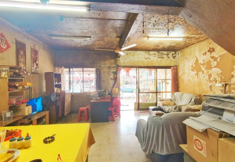 NON BUMI UNIT, Double Storey Terrace House at Taman Seraya, Ampang - For Sale