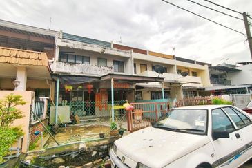 NON BUMI UNIT, Double Storey Terrace House at Taman Seraya, Ampang - For Sale