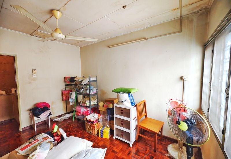 NON BUMI UNIT, Double Storey Terrace House at Taman Seraya, Ampang - For Sale