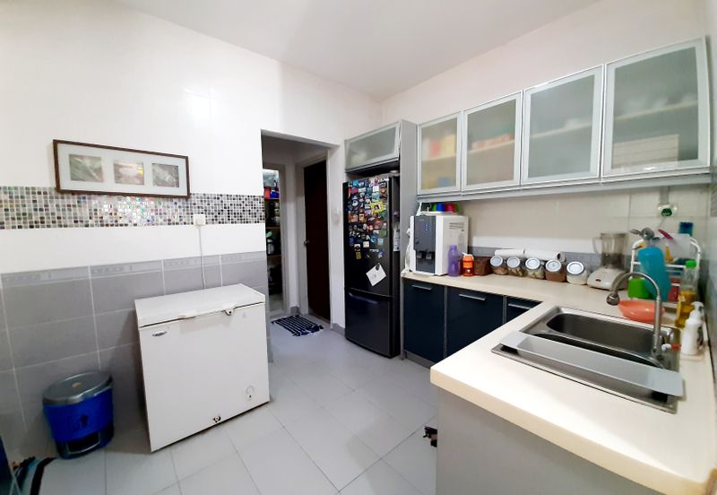 Ariza Garden Villa @ Taman Raintree