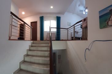 Ariza Garden Villa @ Taman Raintree